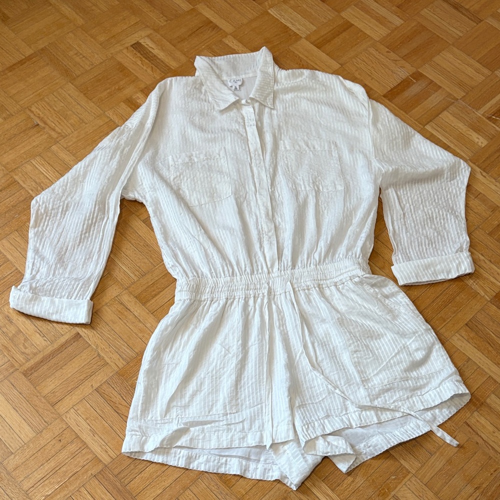 Cami NY White Long Sleeve Romper